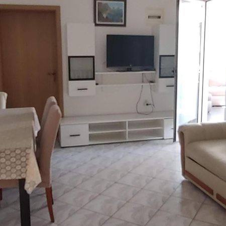 Apartmani Lun Vir Exterior foto