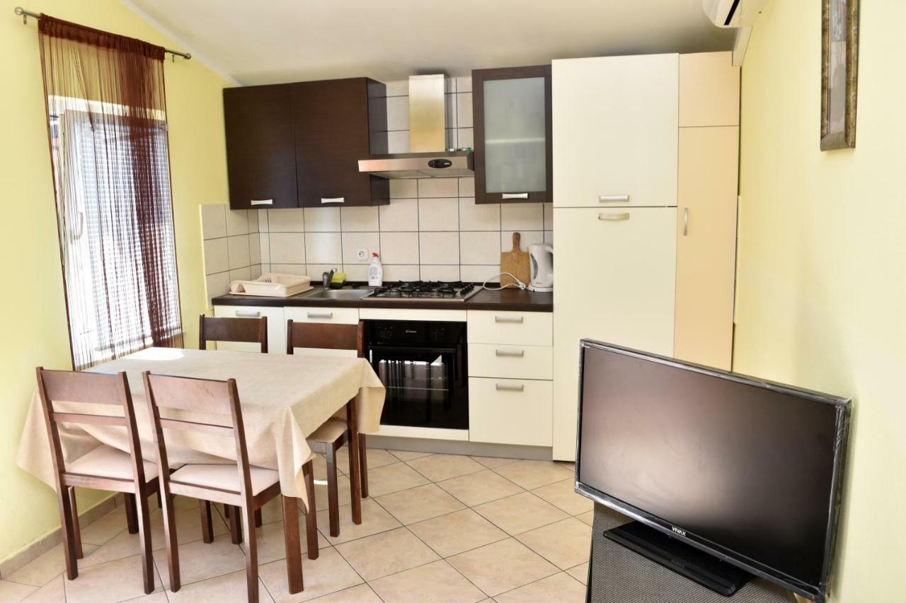 Apartmani Lun Vir Exterior foto